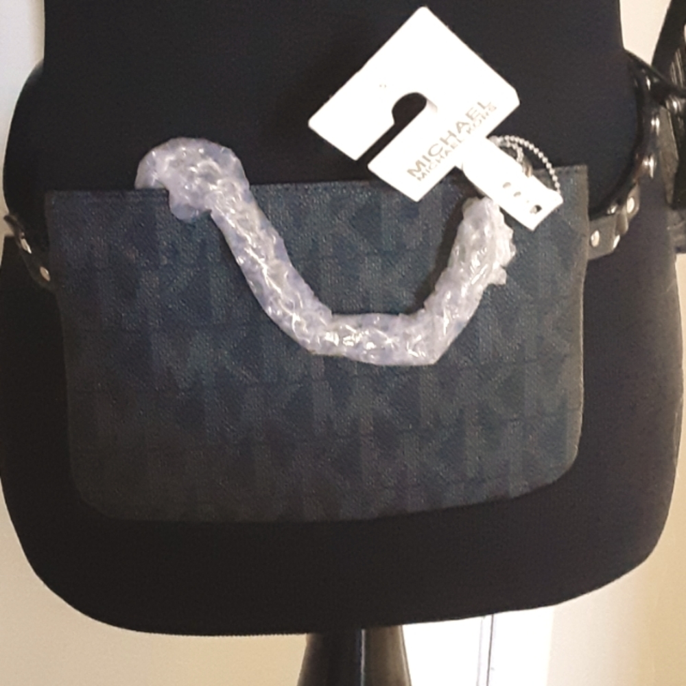 Michael Kors black belt bag